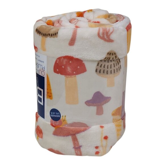 The Big One Oversized Plush Throw Blanket 5ft x 6ft Up Mushroom Fall Snail - Picture 2 of 9